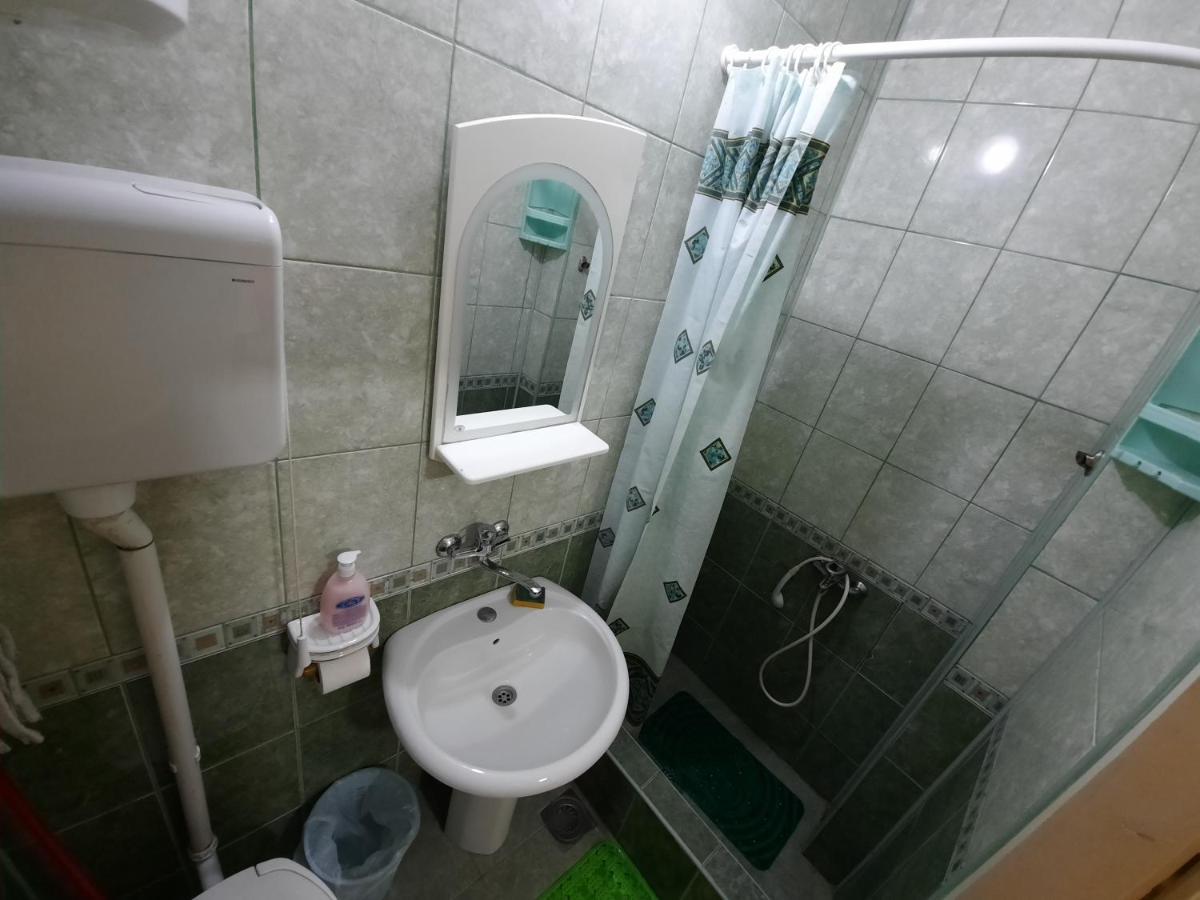 Smestaj Milenkovic Soko Banja Exterior foto
