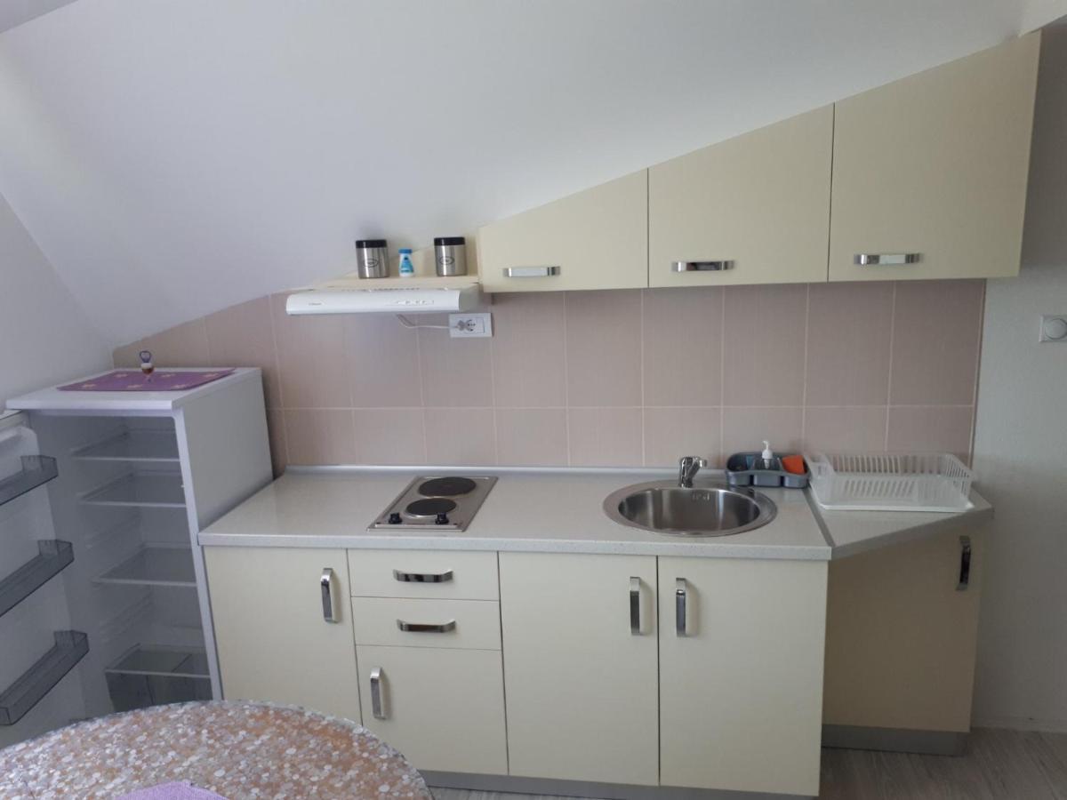 Smestaj Milenkovic Soko Banja Exterior foto